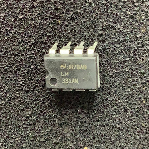 LM331AN - NATIONAL SEMI - Voltage to Frequency Converter IC 100 kHz ±0.01% 8-PDIP