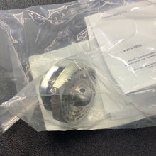 Load image into Gallery viewer, KDES60M20 Hubbell Killark Breather Drain 316 Stainless Steel M20