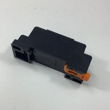 Load image into Gallery viewer, PTF08A - 8 PIN DIN RAIL RELAY SOCKET
