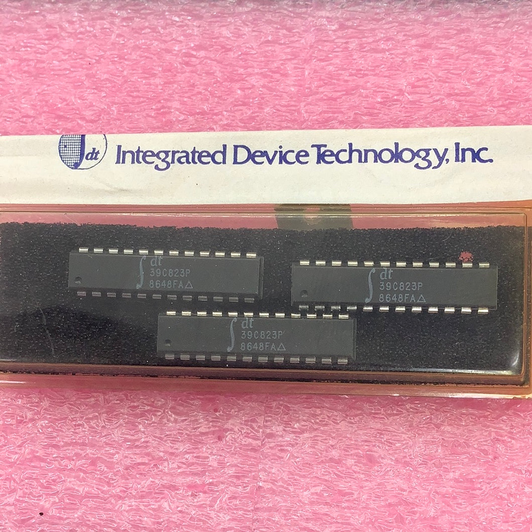 IDT39C823P - IDT - Flip-Flop Integrated Circuit  3 pack