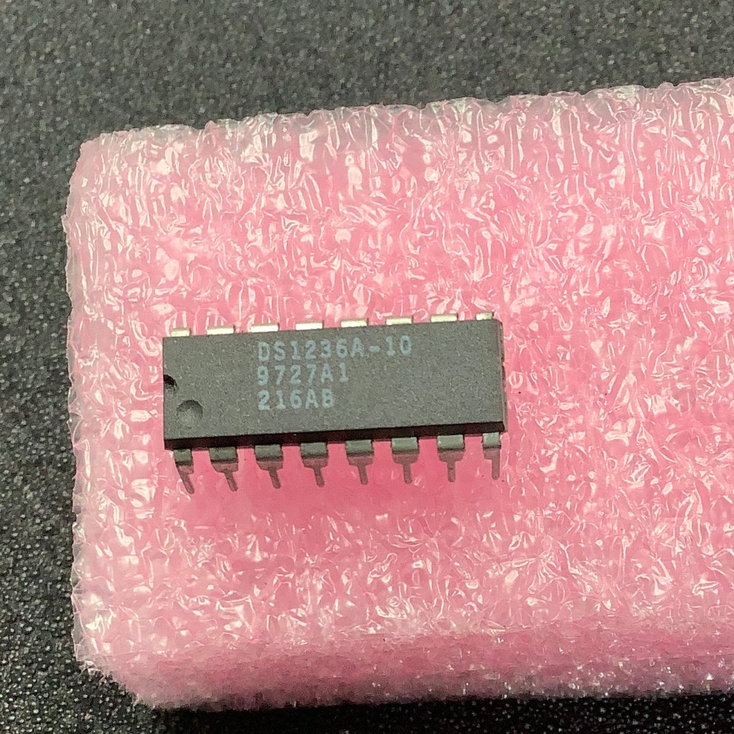 DS1236A-10 - Micro Chip - IC,POWER SUPPLY SUPERVISOR,CMOS,DIP,16PIN,PLASTIC