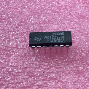 LM339N - ST - Analog Comparators Quad Differential