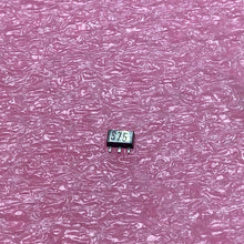 Load image into Gallery viewer, UGS3075LT - SPRAGUE - Integrated Circuit SMD
