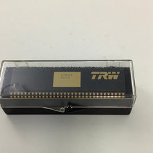 Load image into Gallery viewer, MPY016HJ - TRW/84 - TRW DSP PERIPHERAL, MULTIPLIER, BIPOLAR, CDIP64
