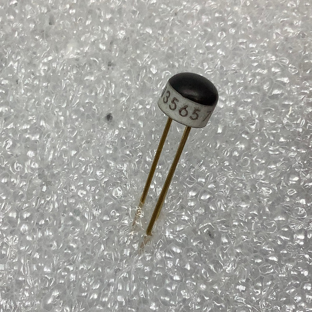 2N3565 - TELEDYNE - Silicon NPN Transistor  MFG -TELEDYNE