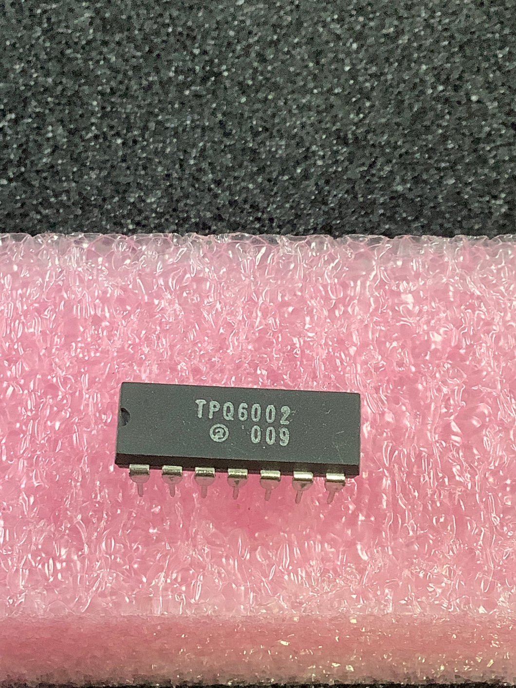 TPQ6002 -  - IC Quad Transistor Array 14-DIP