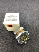 Load image into Gallery viewer, E30AB - Cutler Hammer - Operator Pb 30.5 mm Square 2 Btn Operator W/O Buttons Top Mom/Btm Mom
