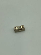 Load image into Gallery viewer, R154.500-10 - LittleFuse - SMD FUSE HOLDER W/  500 MA FUSE. 10 PACK
