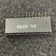 Load image into Gallery viewer, TMS0103NC - TI -  TI&#39;s first-generation of single-chip calculator IC&#39;s
