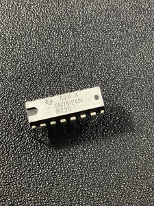 SN75124N - TI - TRIPLE LINE RECEIVER