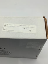 Load image into Gallery viewer, CRCW0805-102B - DALE - SMD RESISTOR KIT, 0805 size, 60.4ohm - 200k ohm, 30 values 100 pcs ea, 3000 pcs total
