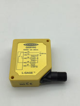 Load image into Gallery viewer, Q50BVNQ - BANNER - Q50 Series: LED-based Triangulation Measurement
Visible Red LED Range: 100-300 mm; Input: 15-30 V dc
