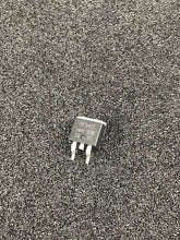Load image into Gallery viewer, IRF840S - IR - N-Channel 500 V 8A (Tc) 3.1W (Ta), 125W (Tc) Surface Mount TO-263 (D2PAK)

