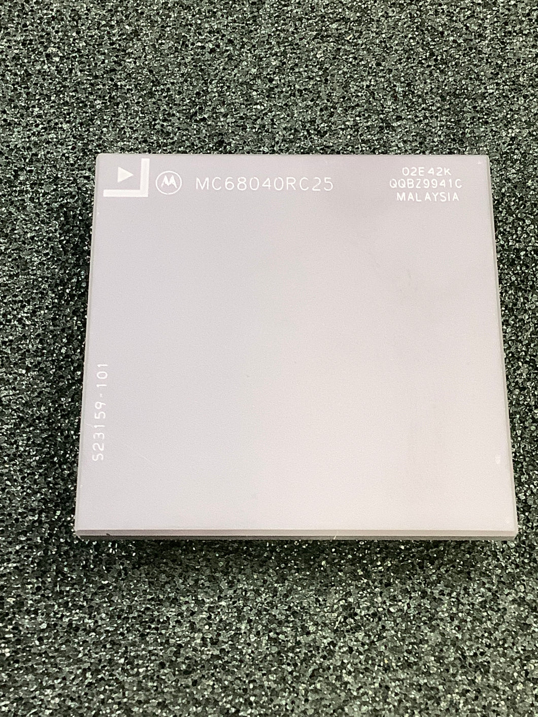 MC68040RC25 - MOTOROLA - MICROPROCESSOR, 32 BIT,