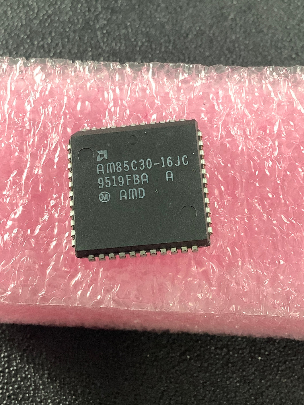 AM85C30-16JC - AMD - Enhanced Serial Communications Controller