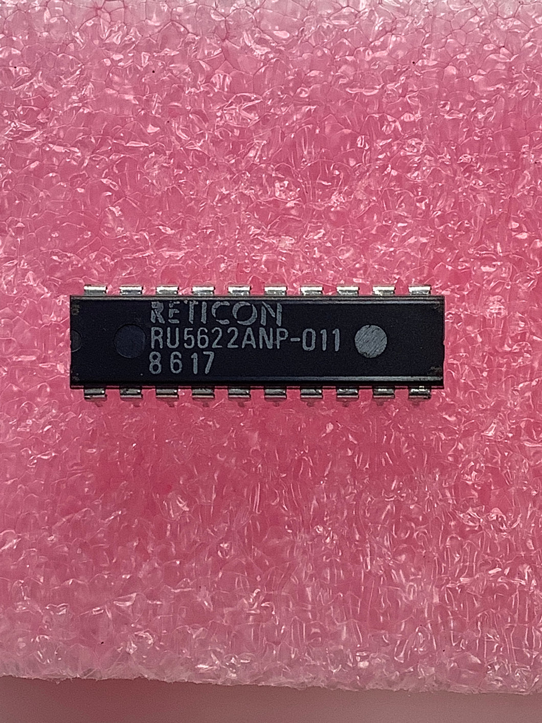 RU5622ANP-011 - RETRICON - 4/8-Pole Resistor Programmable Universal Active Filter IC