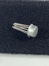Load image into Gallery viewer, UA723HC - FAIRCHILD - adjustable precision voltage regulator
