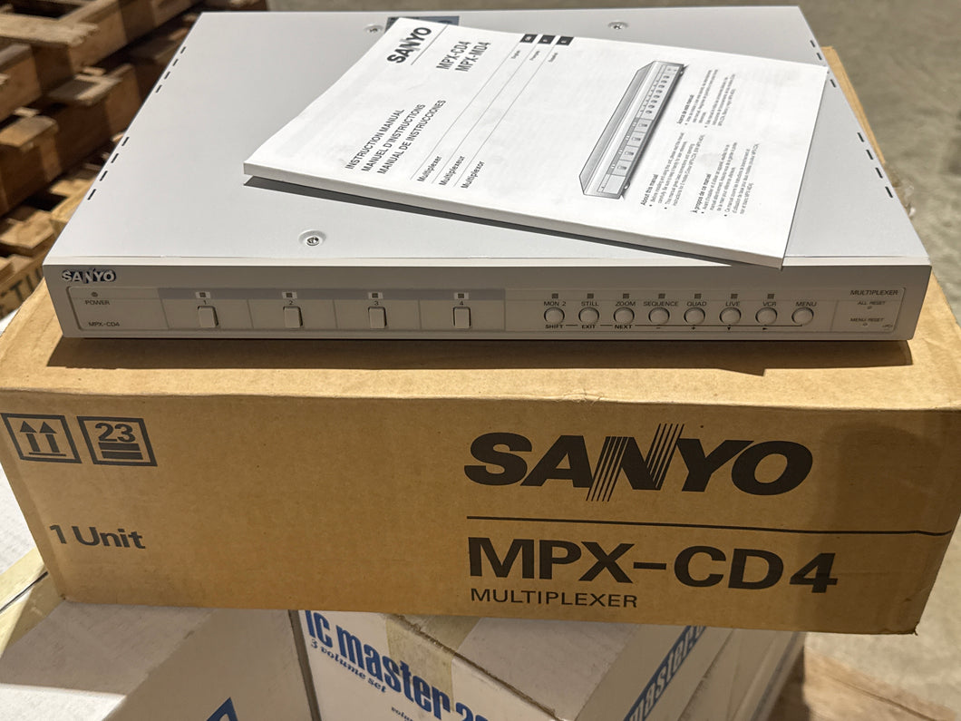 MPX-CD4 - SANYO - COLOR CAMERA MULTIPLEXER