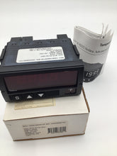 Load image into Gallery viewer, H235-1-0930-0-1-0 - SIMPSON - TEMPERATURE CONTROLLER, RTD pt100 OHM
