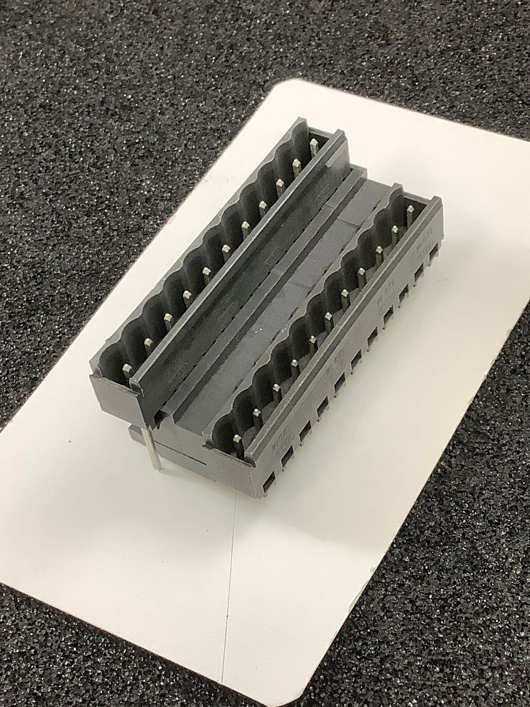 120-M-261/22 - WECO - 22 POS HEADER