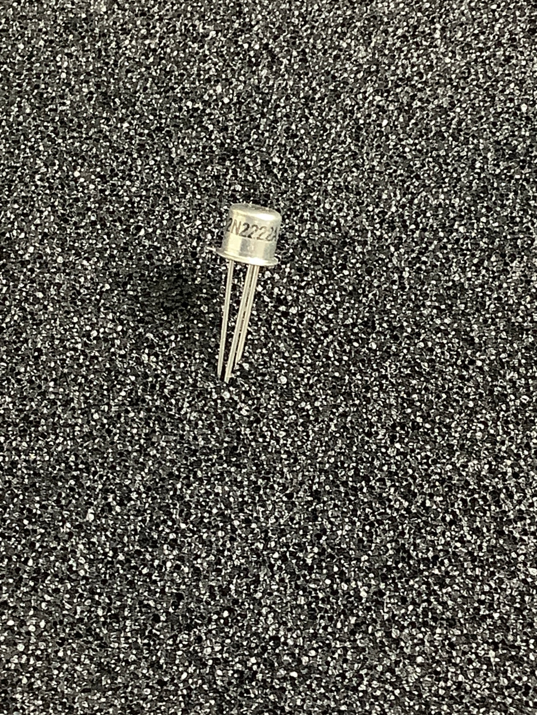 2N2222A-MOT - MOTOROLA - TRANSISTOR - NPN 40V 0.8A TO-18