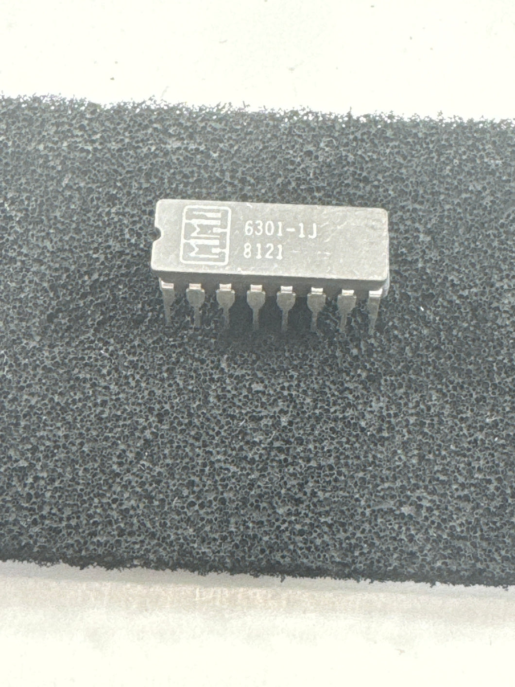 6301-1J - MMI, MONOLITHIC MEMORIES INC - PROM Memory IC