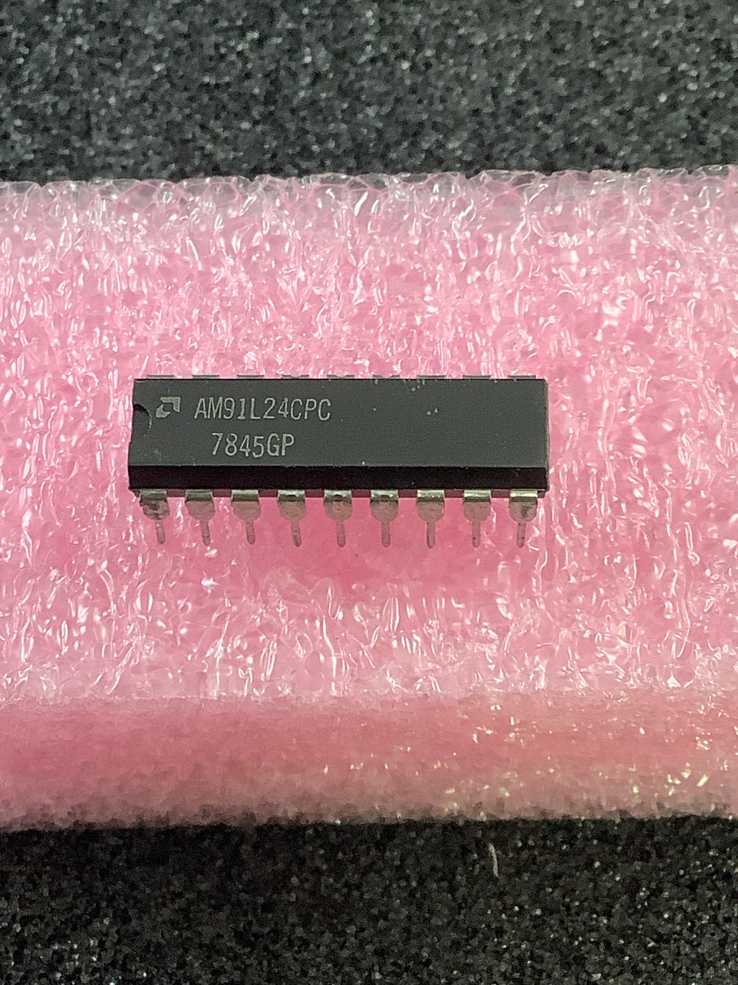 AM91L24CPC - AMD - 4096 bit ; Memory IC Type STANDARD SRAM