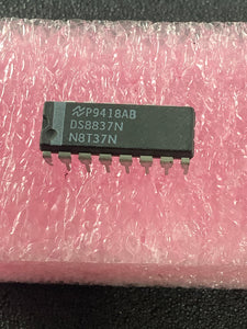 N8T37N - NSC - Hex Bus Receiver/Schmitt trigger Dual Marked DS8837N