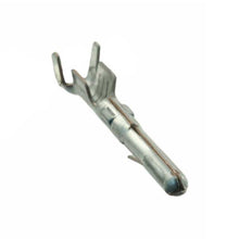 Load image into Gallery viewer, CONN PIN 14-20AWG CRIMP TIN, Chain Form, 100 contacts per package. Quantity Shown Available = 100 Packs., 61118-4 -C
