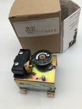 Load image into Gallery viewer, CM-12 - ITC, ESSEX - SYNCHRONOUS, MOTOR-DRIVEN CAM TIMERS, 12 HOUR, 120VAC
