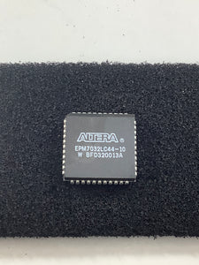 EPM7032LC44-10 - ALTERA - Programmable Logic Device