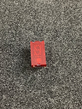 Load image into Gallery viewer, TIL311 - TI - Solid State Hexadecimal Display .300"H Left &amp; Right Decimals
