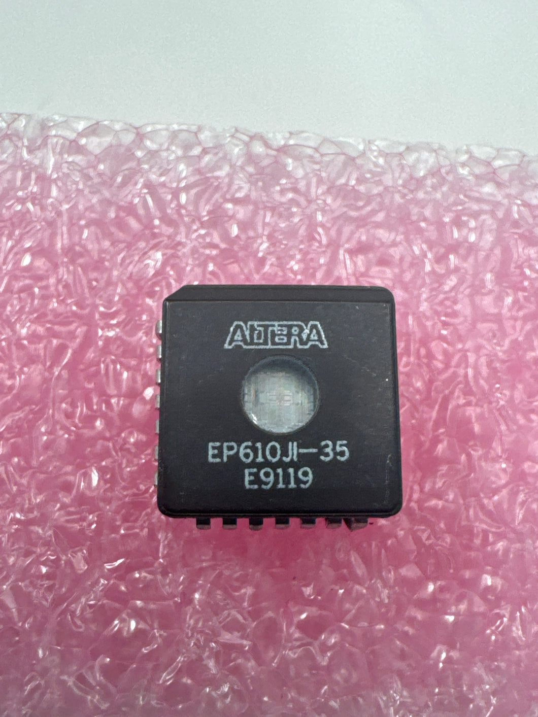 EP610JL-35 - ALTERA - Eprom