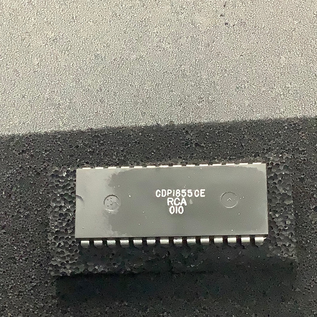 CDP1855CE - RCA - 8-bit Programmable Multiply/divide Unit