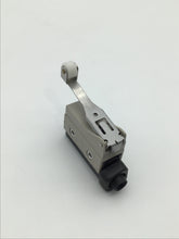 Load image into Gallery viewer, D4MC-2000 - OMRON - ENCLOSED LIMIT SWITCH
