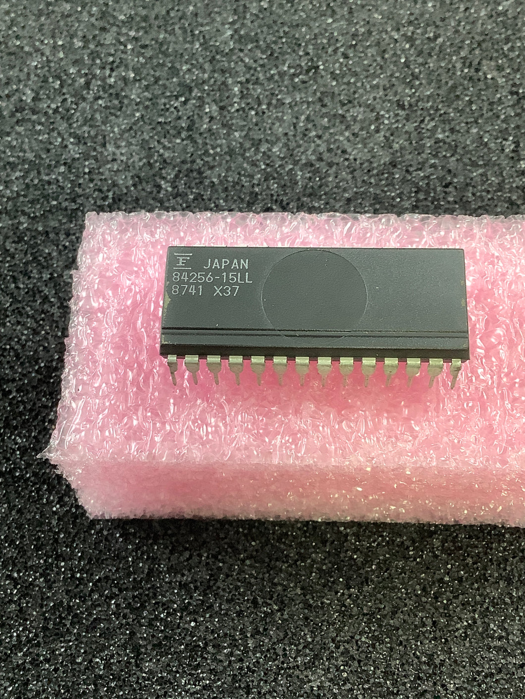 MB84256-15LL - FUJITSU - Static Ram IC