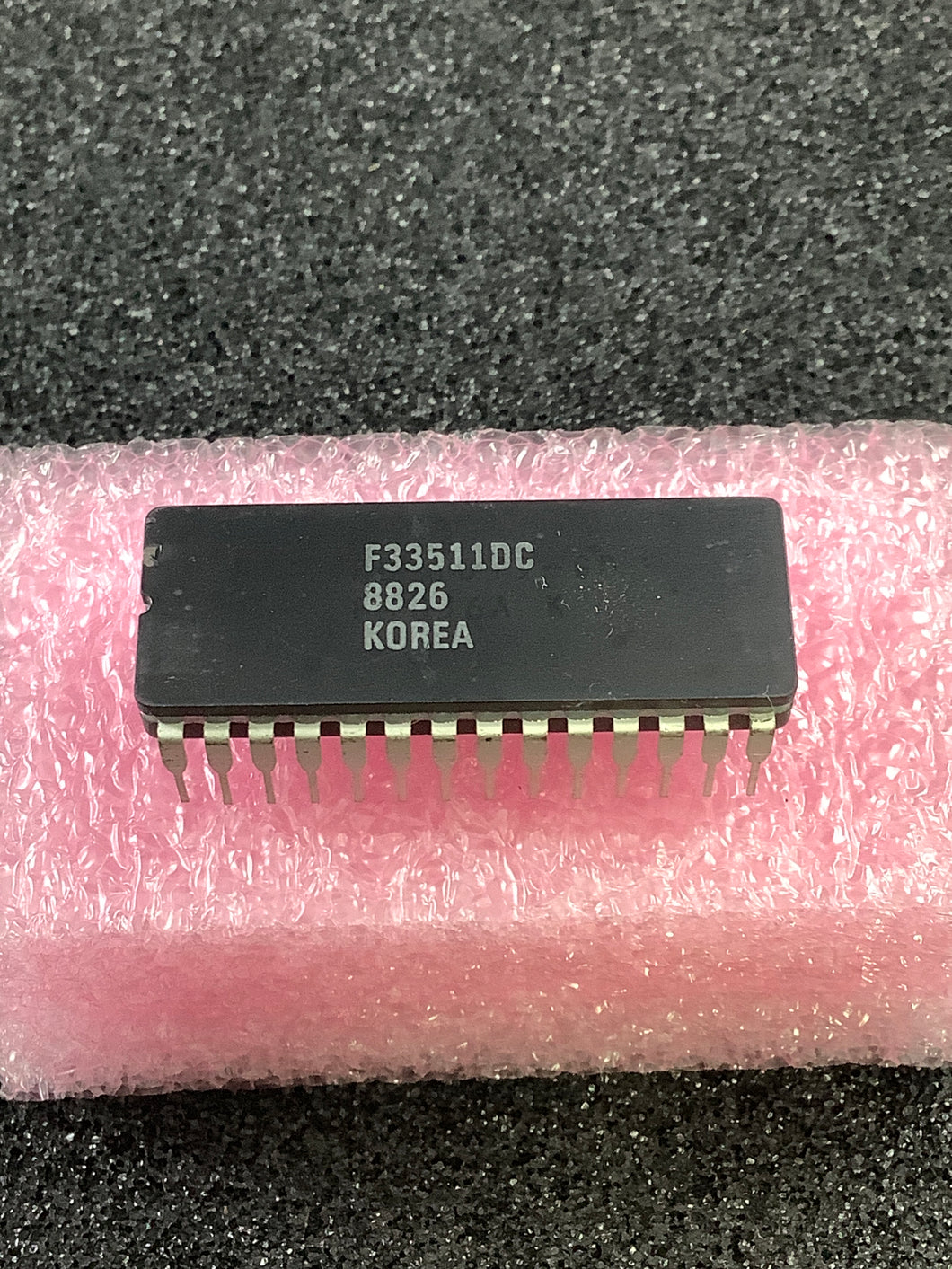 F33511DC - FAIRCHILD - 40 X 9 FIFO MEMORY FIFO