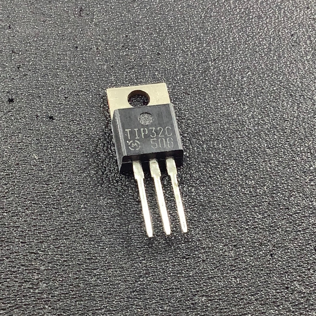 TIP32C - MOTOROLA - 3A 100V PNP Transistor