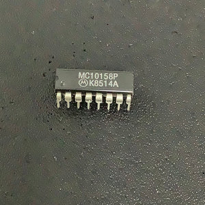 MC10158P - MOTOROLA - Multiplexer, 10K Series, 4-Func, 2 Line Input, 1 Line Output, True Output, ECL, CDIP17