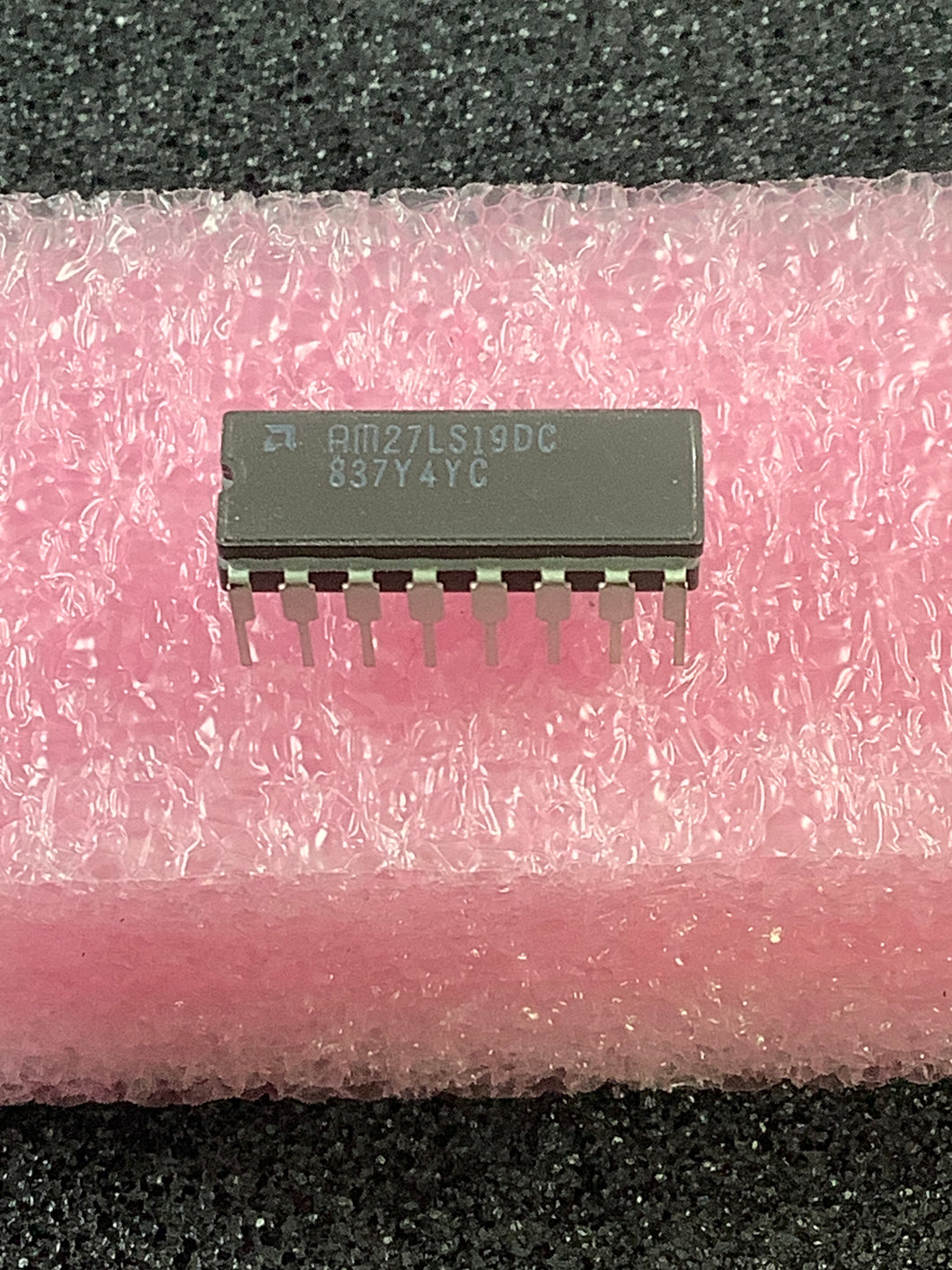 AM27LS19DC - AMD - PROM, 32 x 8, 16 Pin