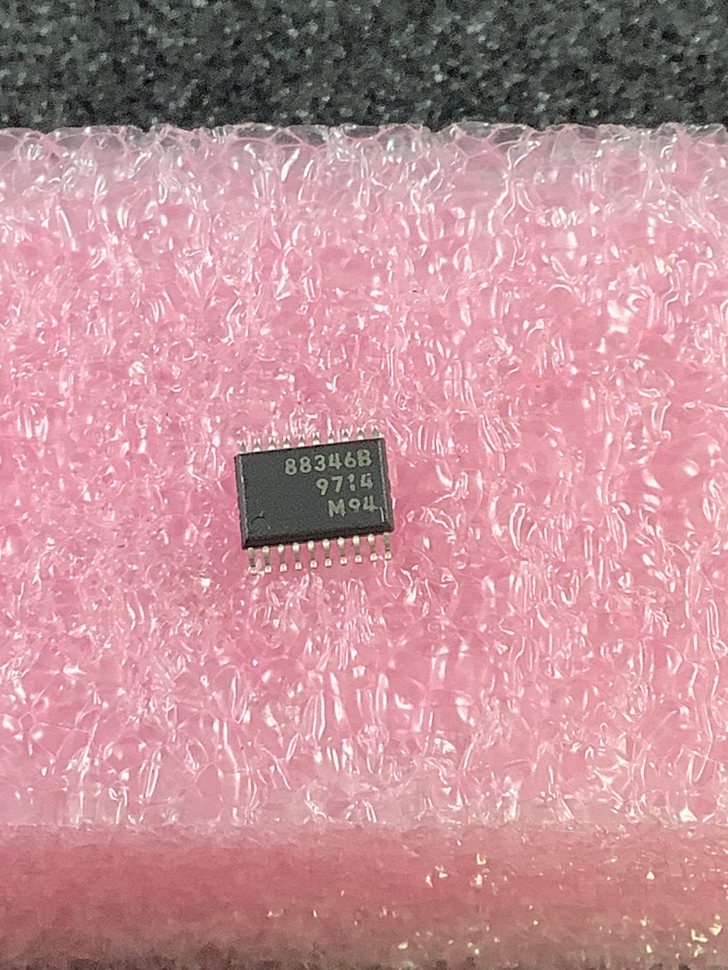 MB88364B - FUJITSU - 8-bit D/A converters