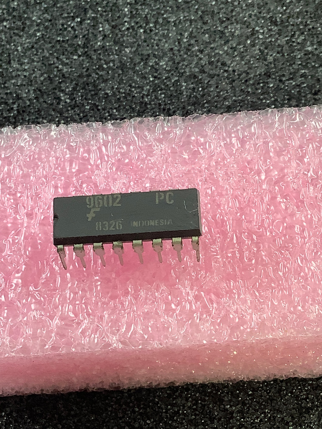 9602PC - FAIRCHILD - Monostable Multivibrator,