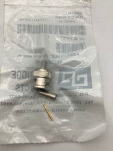 Load image into Gallery viewer, CPMC6818 - CAMBRIDGE - 3 PC BNC CRIMP FOR 8218 BELDEN
