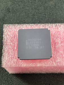 R80C186 - INTEL - 16-bit high-integration embedded processor.