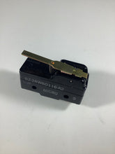 Load image into Gallery viewer, BZ-2RW80116-A2 - Micro Switch - BASIC SWITCH, MEDIUM LEVER, 15A
