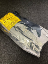 Load image into Gallery viewer, 3602-106-05240 - IEE - Century Series Vacuum Fluorescent Dot Matrix Display 2x40, 5mm Dot
