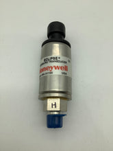 Load image into Gallery viewer, EC015PG1PG - HONEYWELL - ECLIPSE Pressure Transducer, 15PSIG, Output 4-20 mA 1/8NPT, Packard Termination
