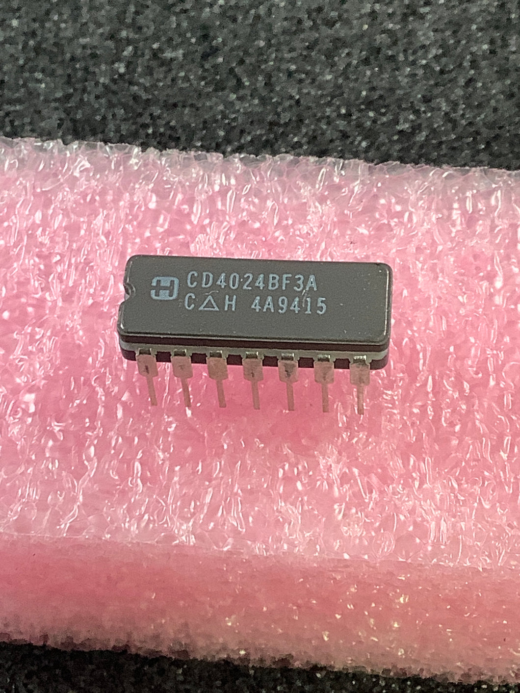 CD4024BF3A - HARRIS - 7-Stage Ripple-Carry Binary Counter/Divider 14-CDIP