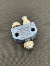 Load image into Gallery viewer, VB2-FKM/FKM/FSM 57 - TURCK - Splitter, DeviceNet, M12, 3 Way, 2 Female and 1 Male, TPU,
