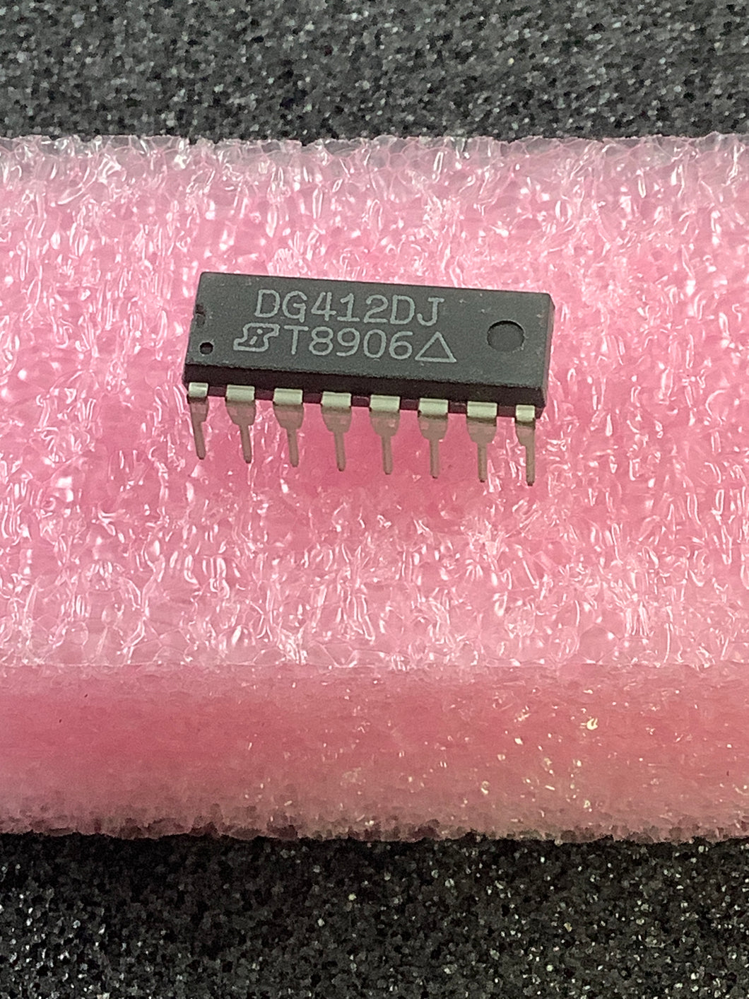 DG412DJ - SILICONIX - IC SWITCH SPST-NOX4 35OHM 16DIP